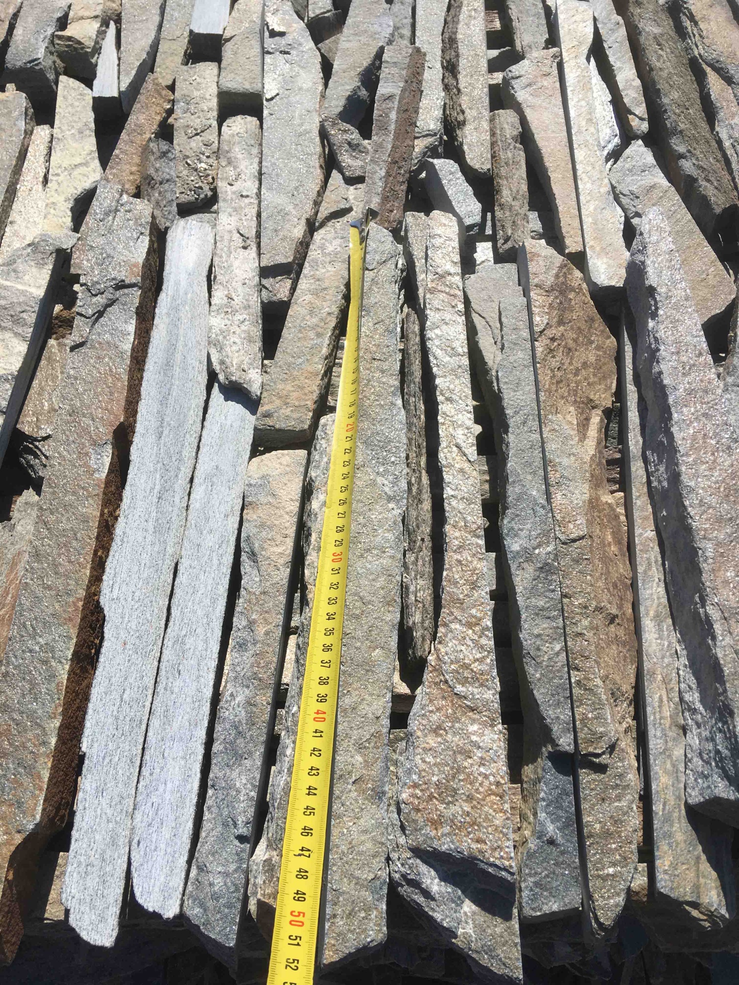 Горбушка златолит мультиколор для облицовки купить в Долгопрудном