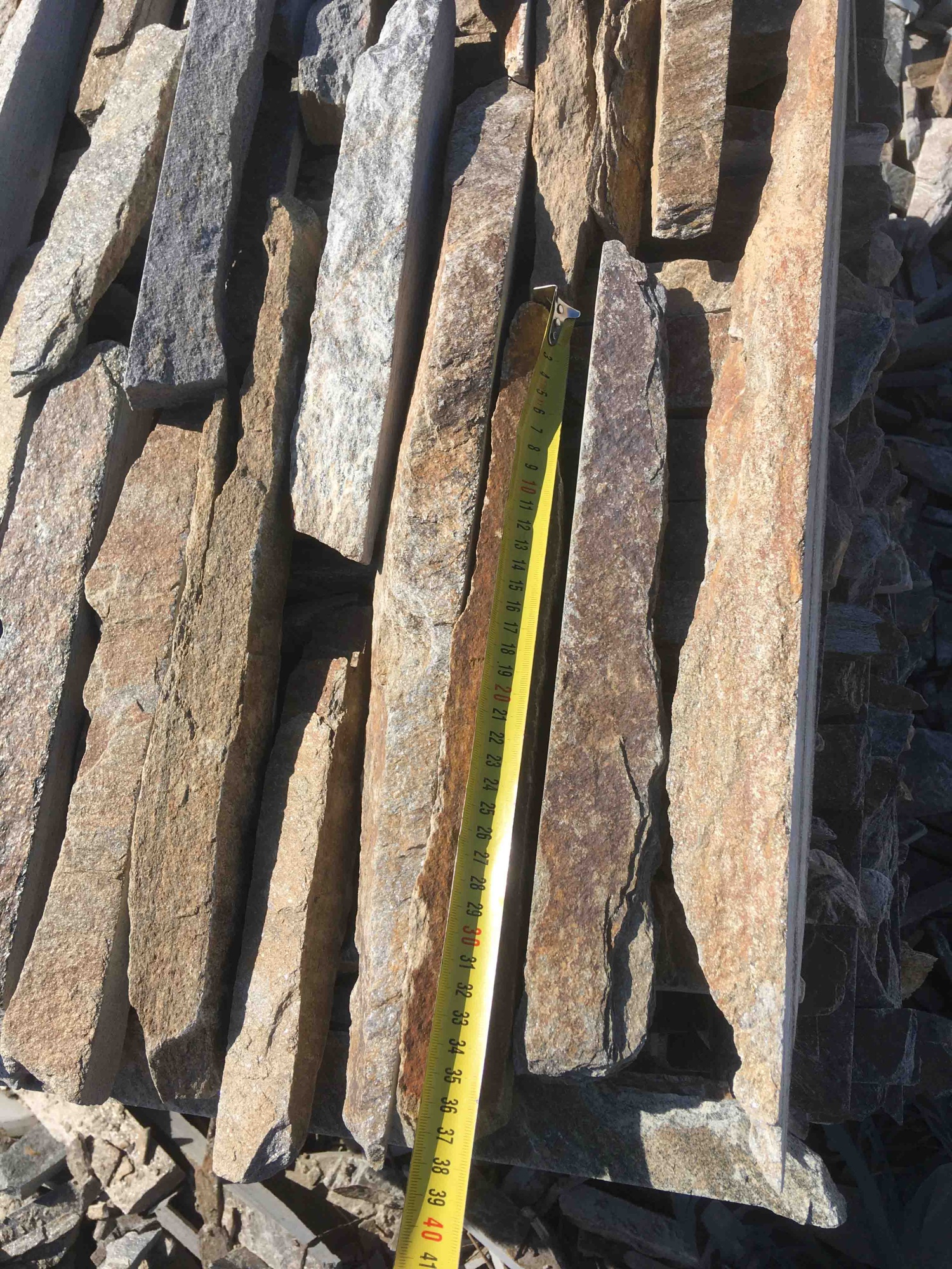 Горбушка златолит мультиколор для облицовки купить в Долгопрудном