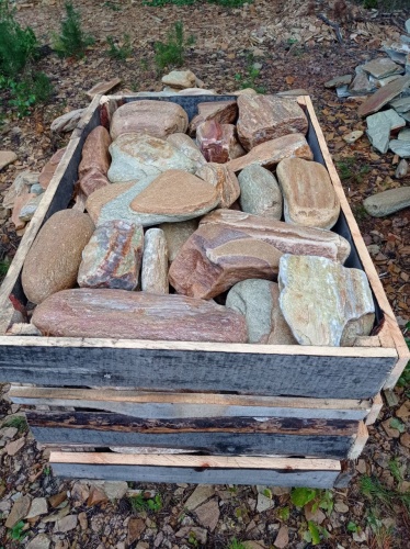 Златолит жёлтый, жёлто-зелёный глыбки и валуны для ланшафтного дизайна купить в Долгопрудном