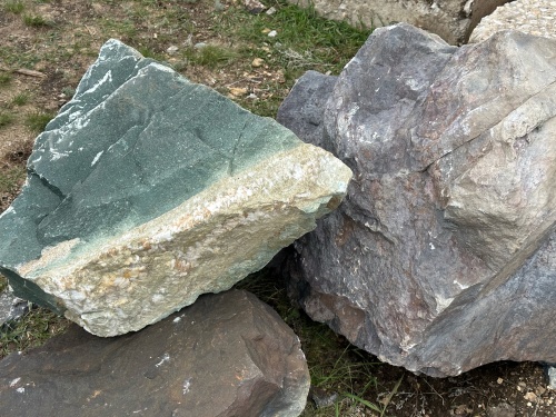 Камни для ландшафтного дизайна зелёные 10-60 килограмм купить в Долгопрудном