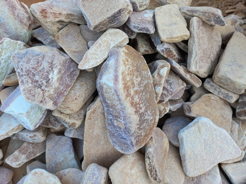 Златолит жёлтый, жёлто-зелёный глыбки и валуны для ланшафтного дизайна купить в Долгопрудном