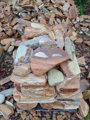 Златолит жёлтый, жёлто-зелёный глыбки и валуны для ланшафтного дизайна купить в Долгопрудном