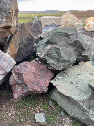 Камни для ландшафтного дизайна зелёные 10-60 килограмм купить в Долгопрудном