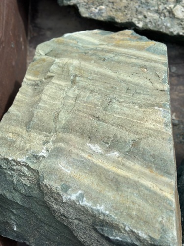 Ландшафтные глыбы зелёные 200-500 килограмм купить в Долгопрудном