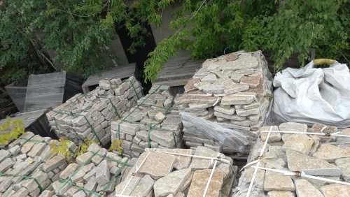 Гранитный плитняк галтованный для парковки купить в Долгопрудном